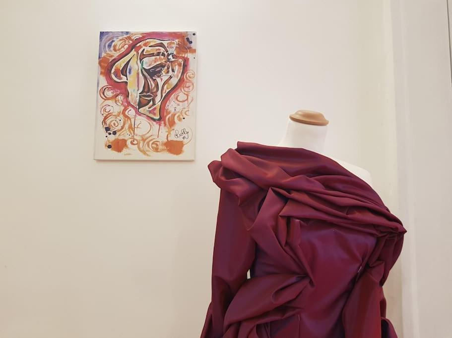 Fashion Cathedral Apartment, Centro Storico Napoli Buitenkant foto