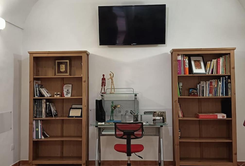 Fashion Cathedral Apartment, Centro Storico Napoli Buitenkant foto